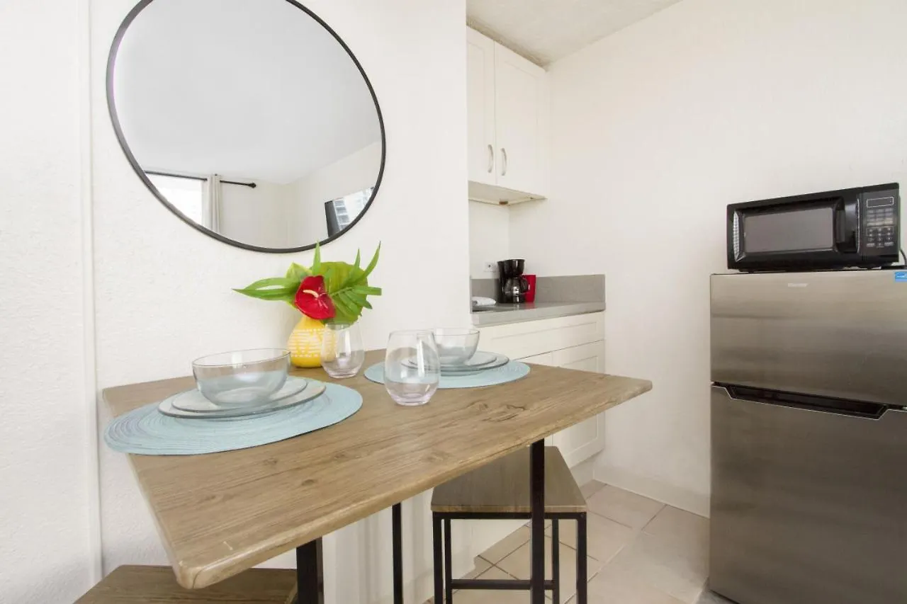 Walk To Beach And Shops.Cute Studio In Waikiki Honolulu